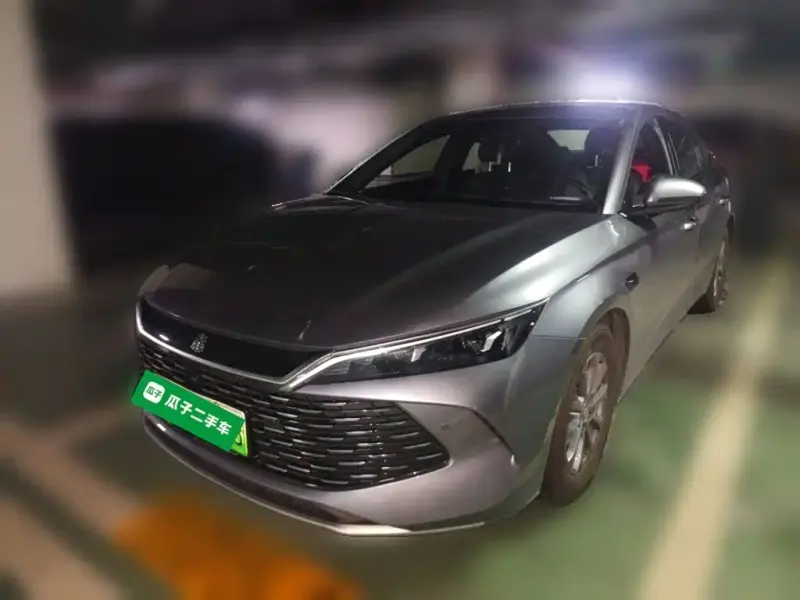 BYD Qin L BYD Qin L 2025 DM-i Smart Drive Edition 80KM Leading Type, 2025 — фото 1