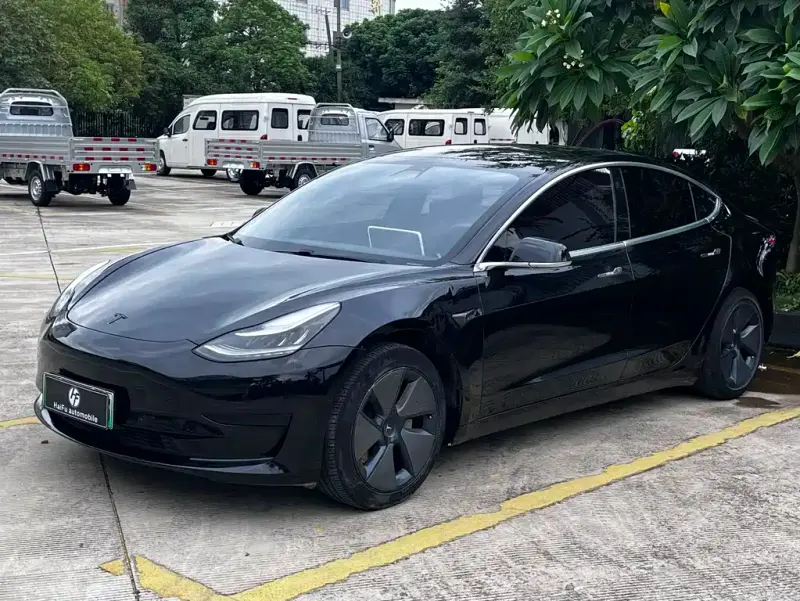 Tesla Model 3, 2020