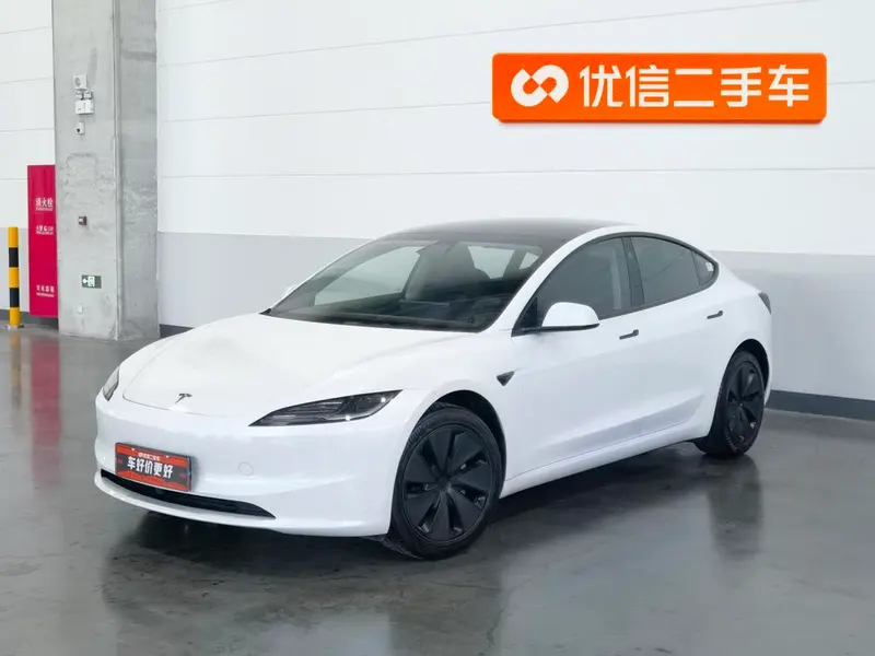 Tesla Model 3, 2025