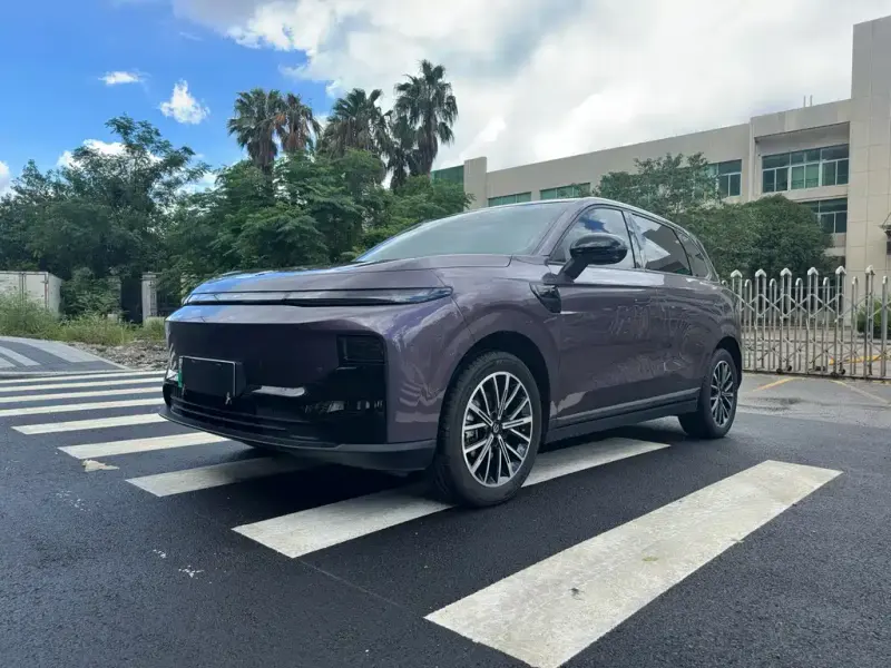 Leapmotor B10, 2025