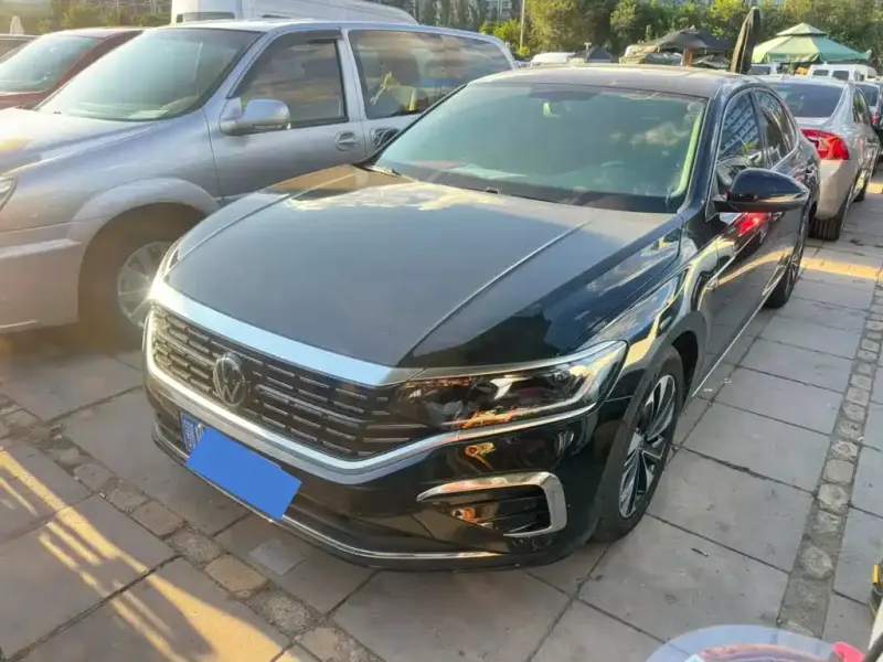 Volkswagen Passat, 2023