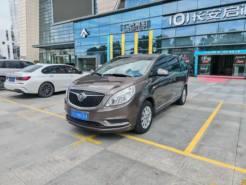 Buick GL8, 2019