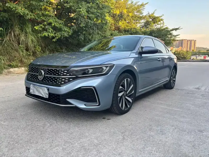 Volkswagen Passat, 2022