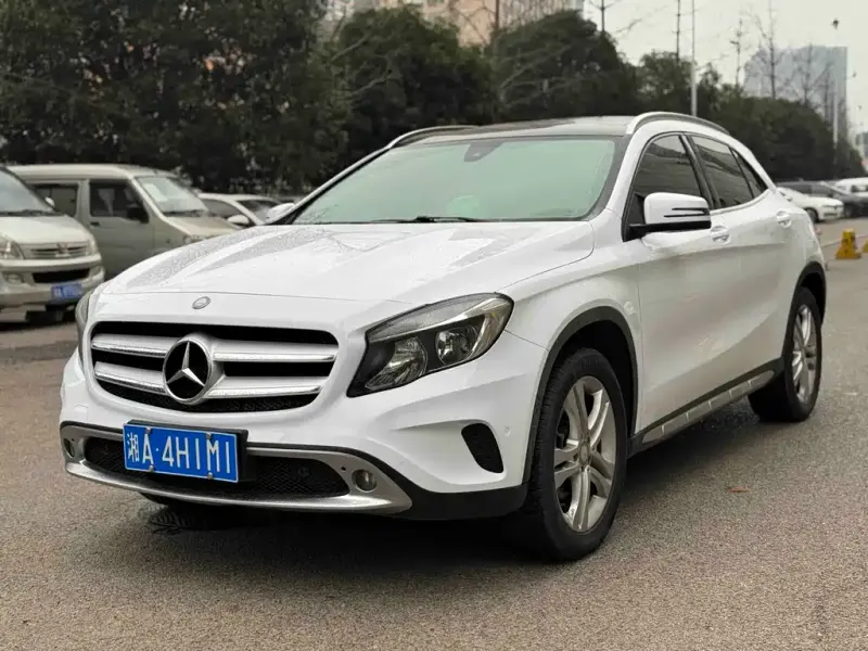 Mercedes-Benz GLA, 2017