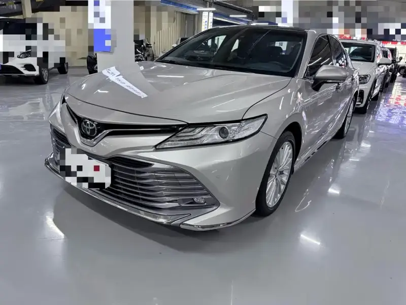 Toyota Camry, 2020