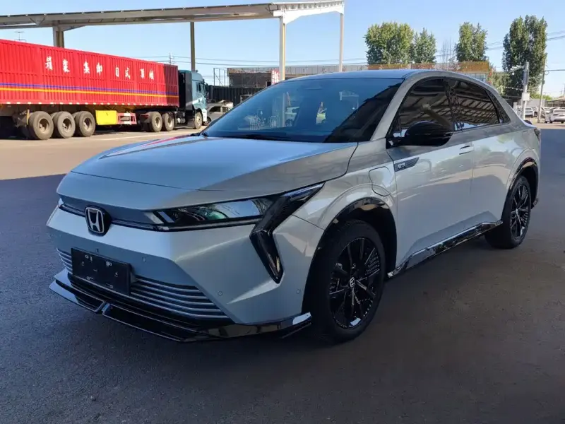 Honda Lieguan e:NS2 Hunt Light e:NS2 2024 Drive Light Edition, 2024 — фото 1