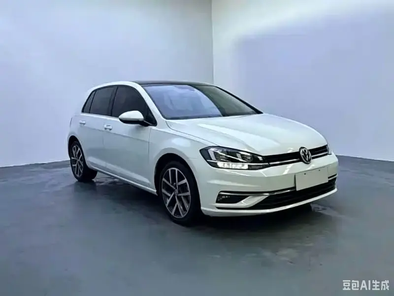 Volkswagen Golf, 2020