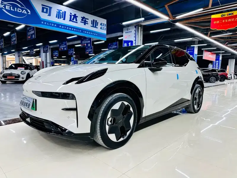 Zeekr X, 2023