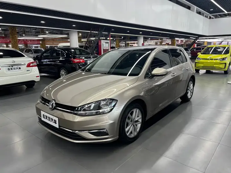 Volkswagen Golf, 2019