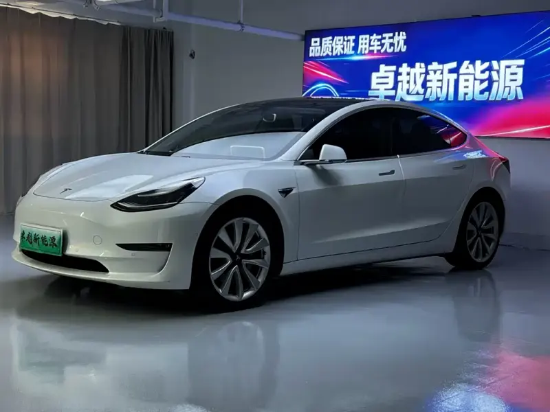 Tesla Model 3, 2020