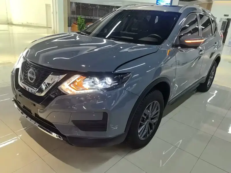 Nissan X-Trail Nissan X-Trail 2025 Glory Honor 2.0L 2WD Leading Edition, 2025 — фото 1