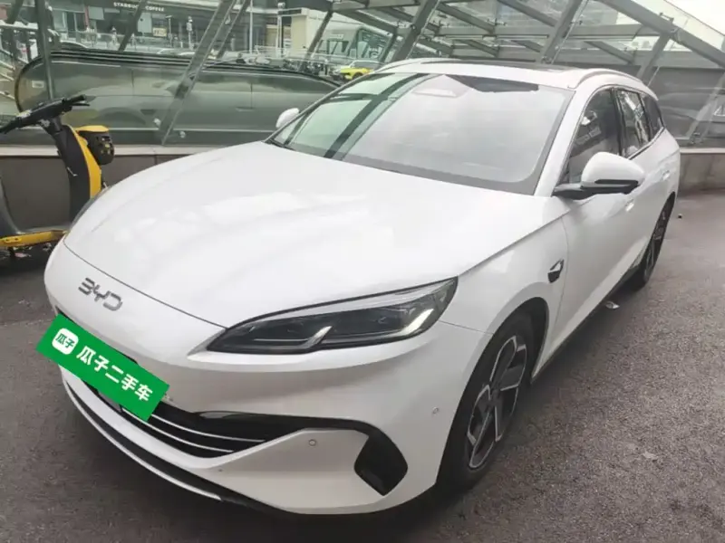 BYD 06 DM-i, 2025