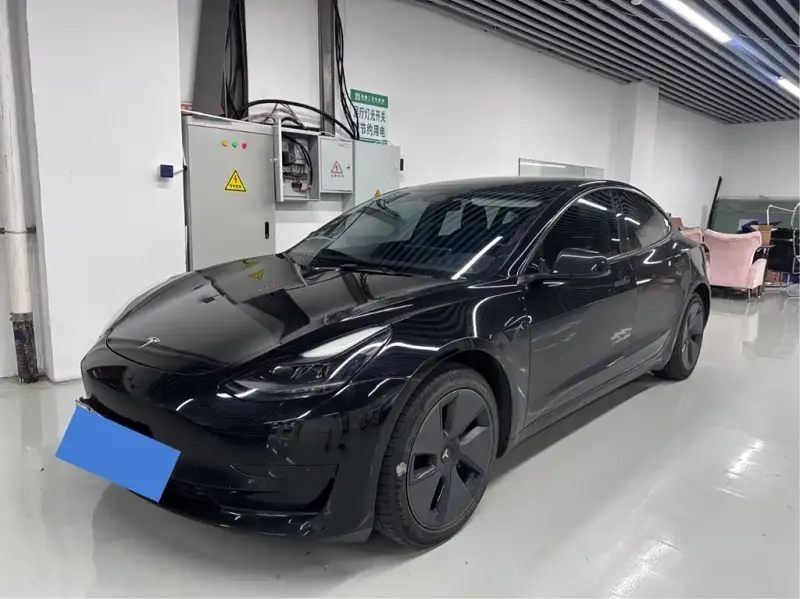 Tesla Model 3, 2022