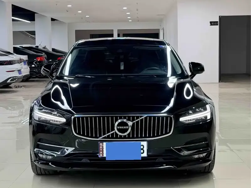 Volvo S90, 2020