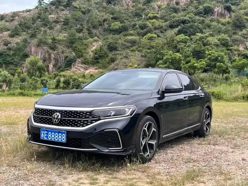 Volkswagen Passat, 2024