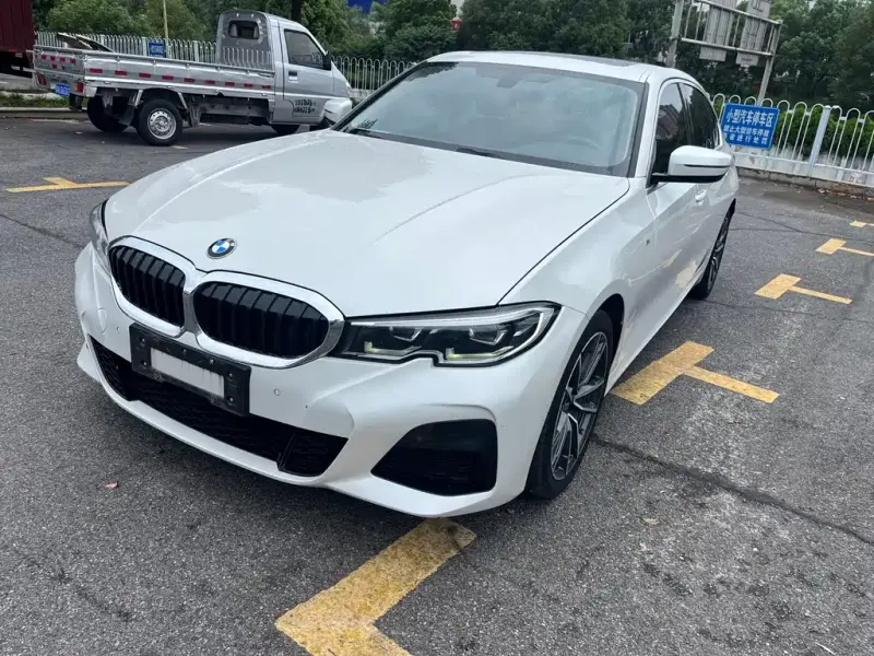 BMW 3 Series, 2021