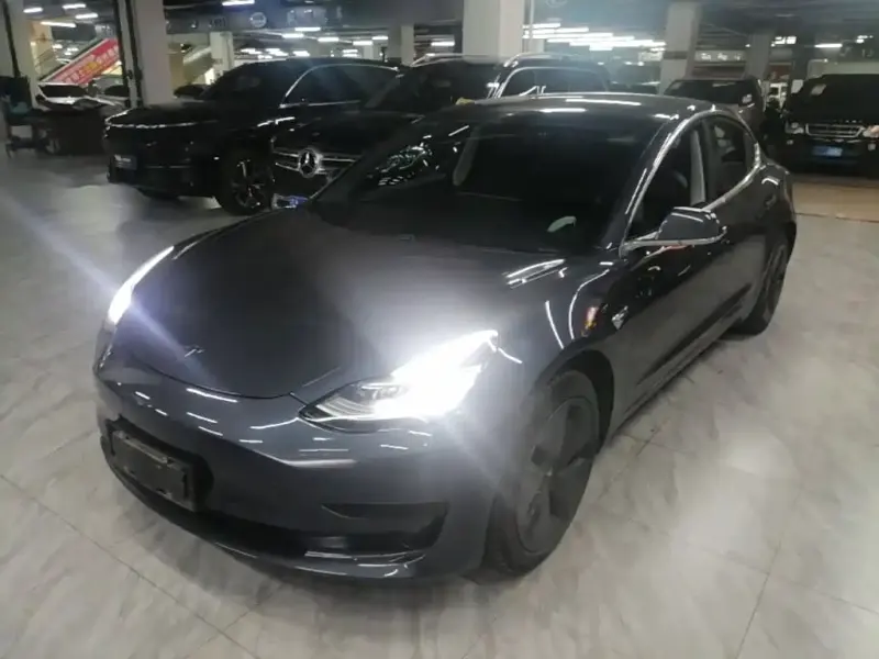 Tesla Model 3, 2019