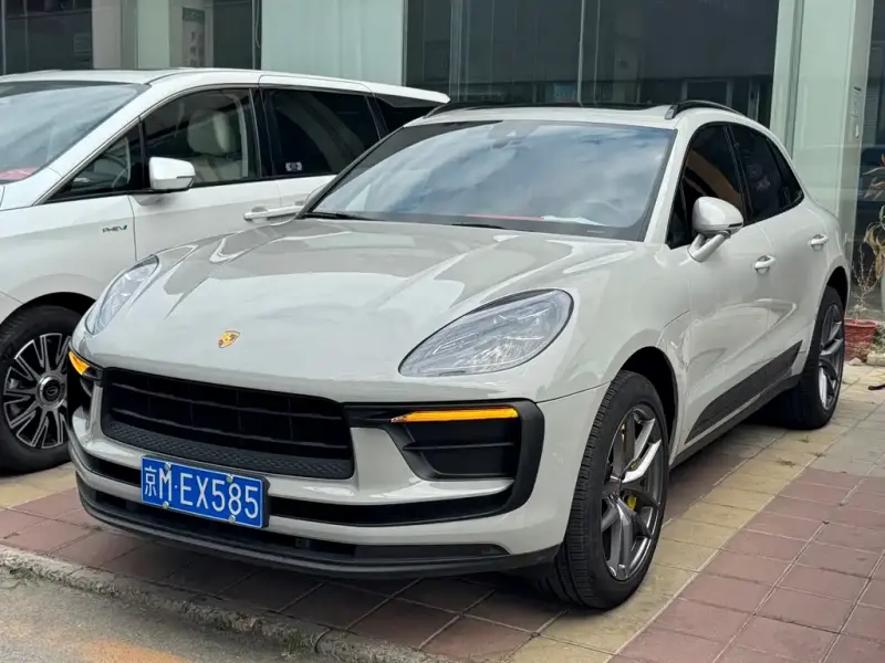 Porsche Macan, 2023