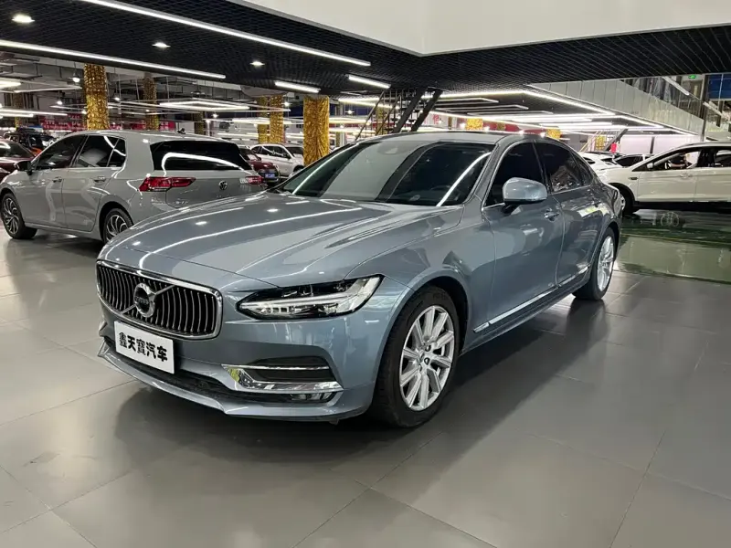 Volvo S90, 2019