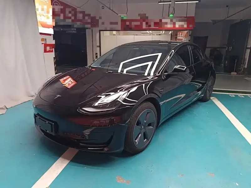 Tesla Model 3, 2022