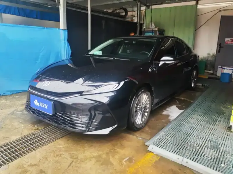 Toyota Camry, 2025