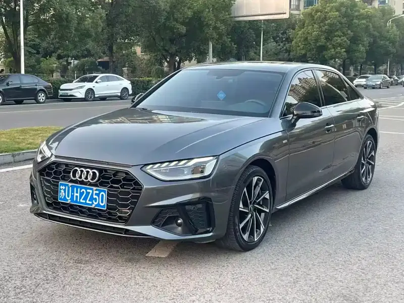 Audi A4L, 2023