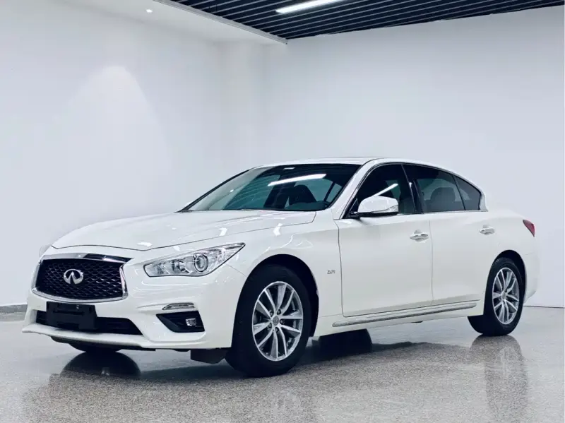 Infiniti Q50L, 2020