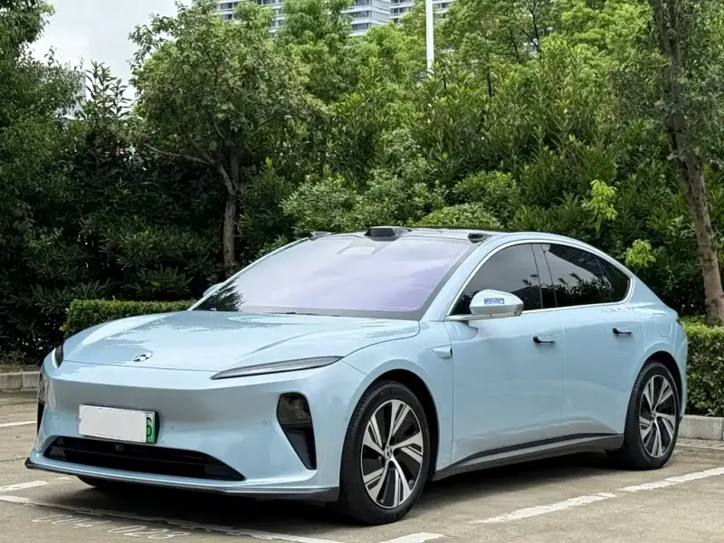 NIO ET5, 2025