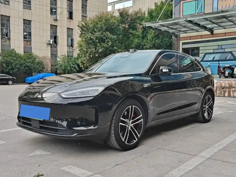 AITO M5, 2023