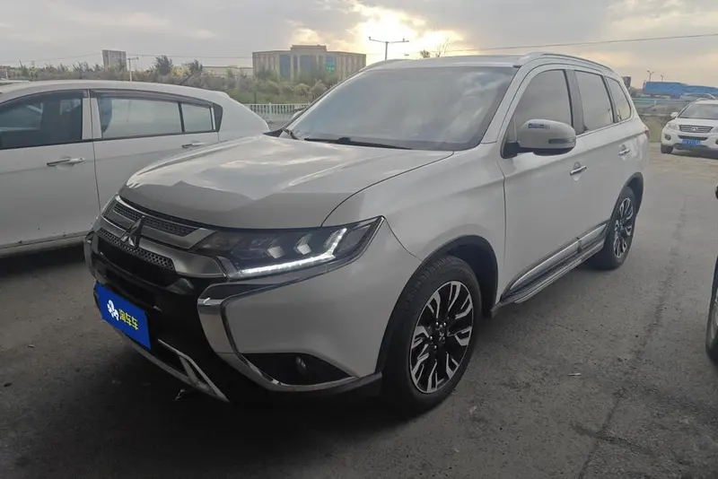 Mitsubishi Outlander, 2019