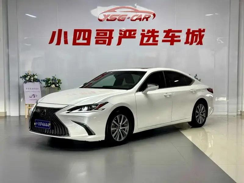 Lexus ES, 2019