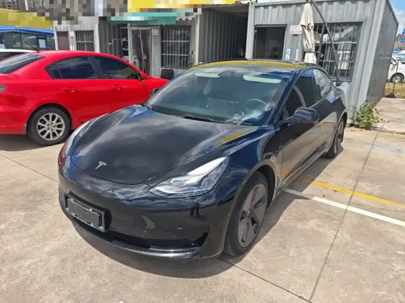 Tesla Model 3, 2023