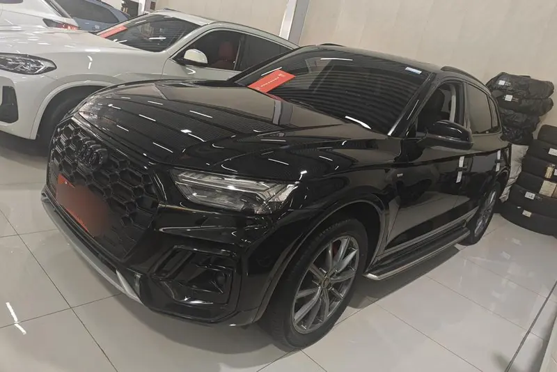 Audi Q5L, 2022