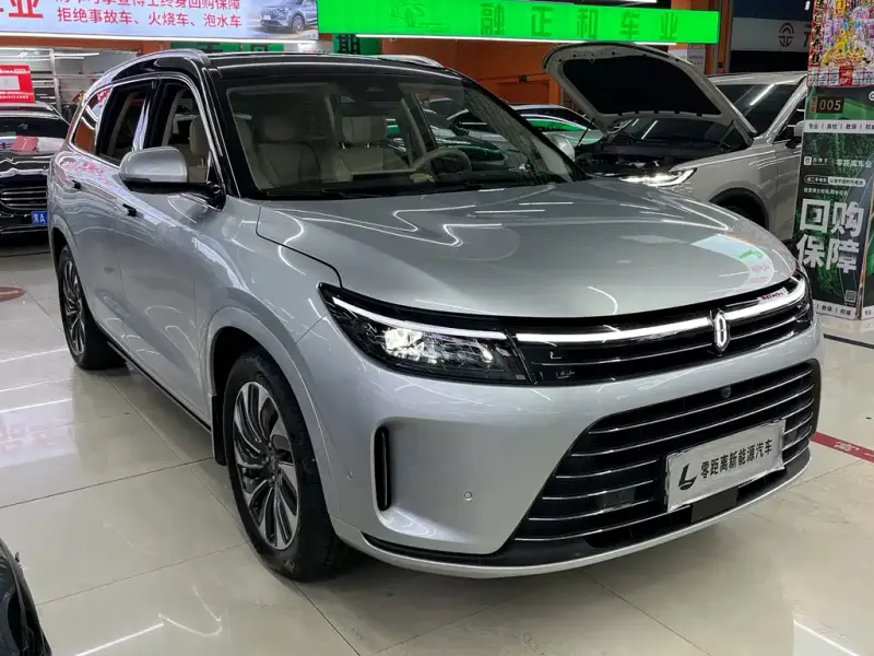 AITO M7, 2024