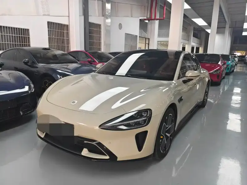 Xiaomi SU7, 2025