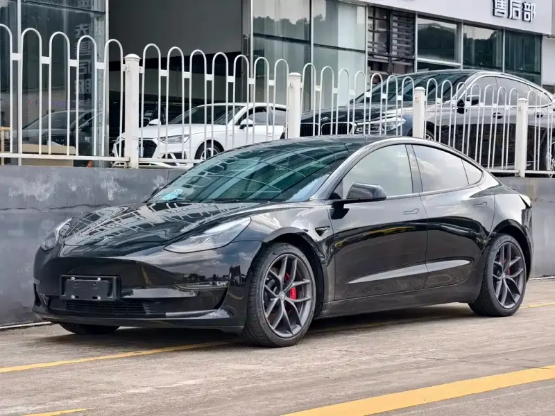 Tesla Model 3, 2021