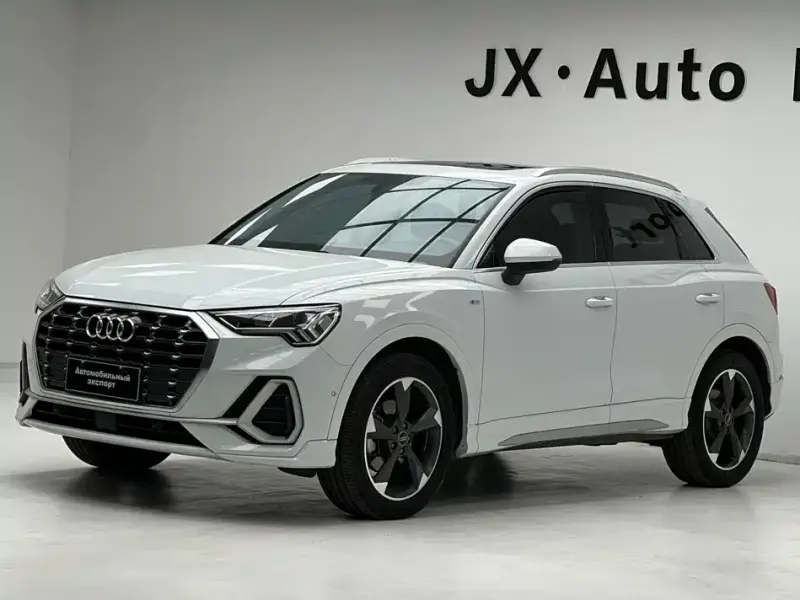 Audi Q3, 2022