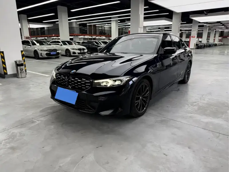 BMW 3 Series, 2023