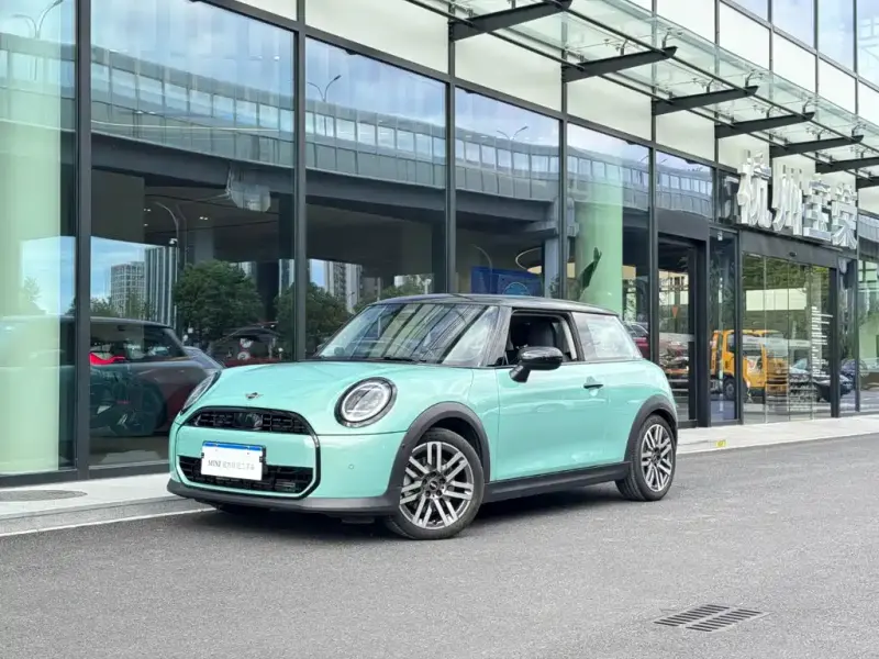 MINI Mini, 2025