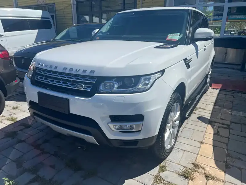 Land Rover Sport, 2015