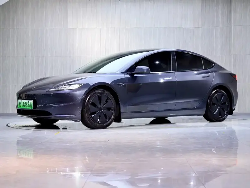 Tesla Model 3, 2024