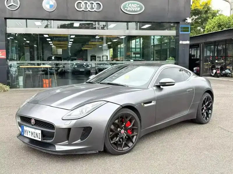 Jaguar F-TYPE, 2016