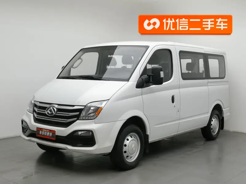 Maxus New V80 Выгодная 2.0T механика короткая база низкая крыша 127Ps 5/ 6 мест, 2025 — фото 1