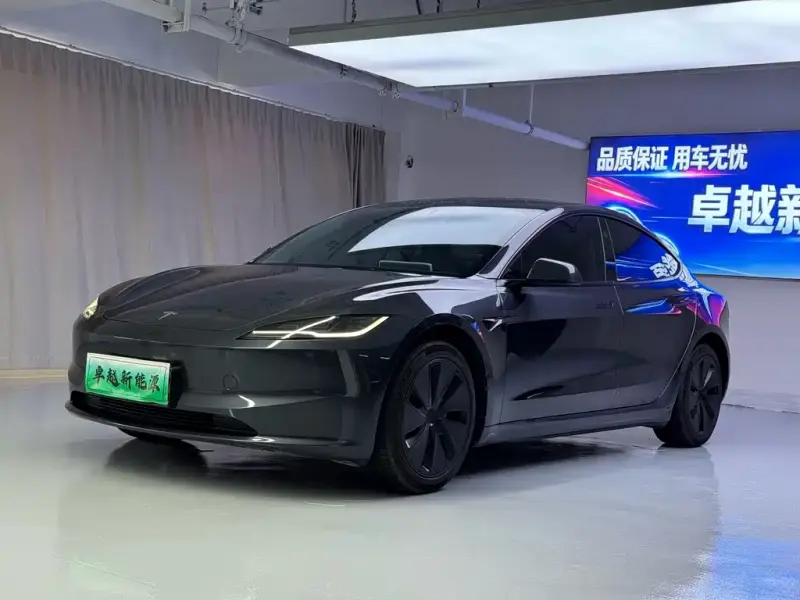 Tesla Model 3, 2024