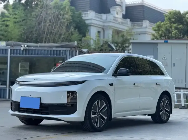 Li Auto Li L6, 2025