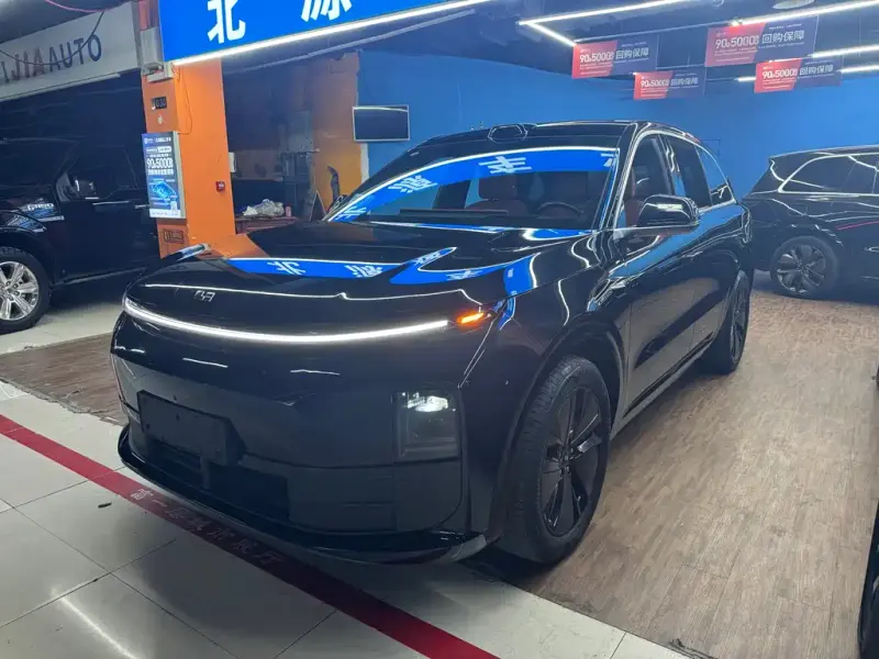 Li Auto Li L6, 2025