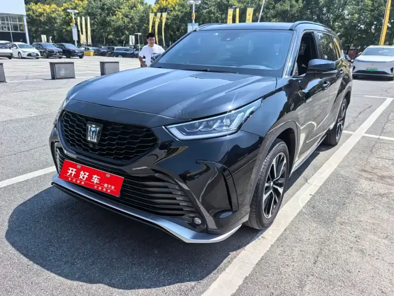 Toyota Crown Kluger, 2024