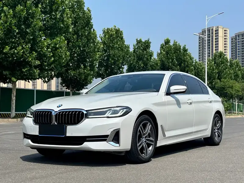 BMW 5 Series, 2022