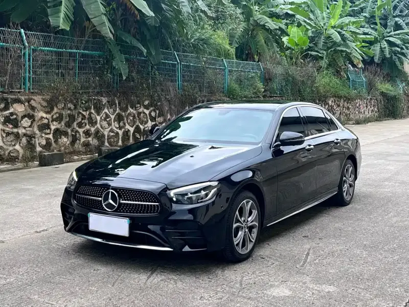 Mercedes-Benz E-Class, 2022