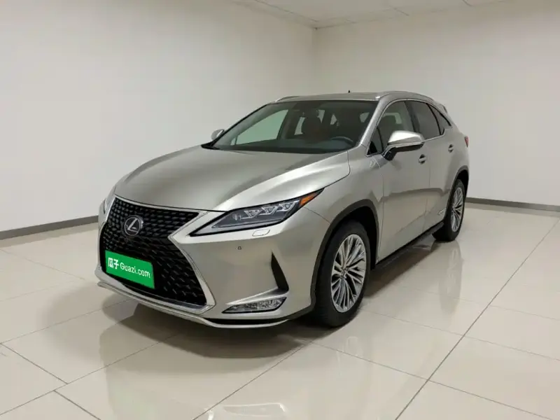 Lexus RX, 2021